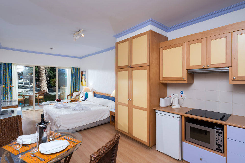 Paphos Gardens Apartment Dış mekan fotoğraf