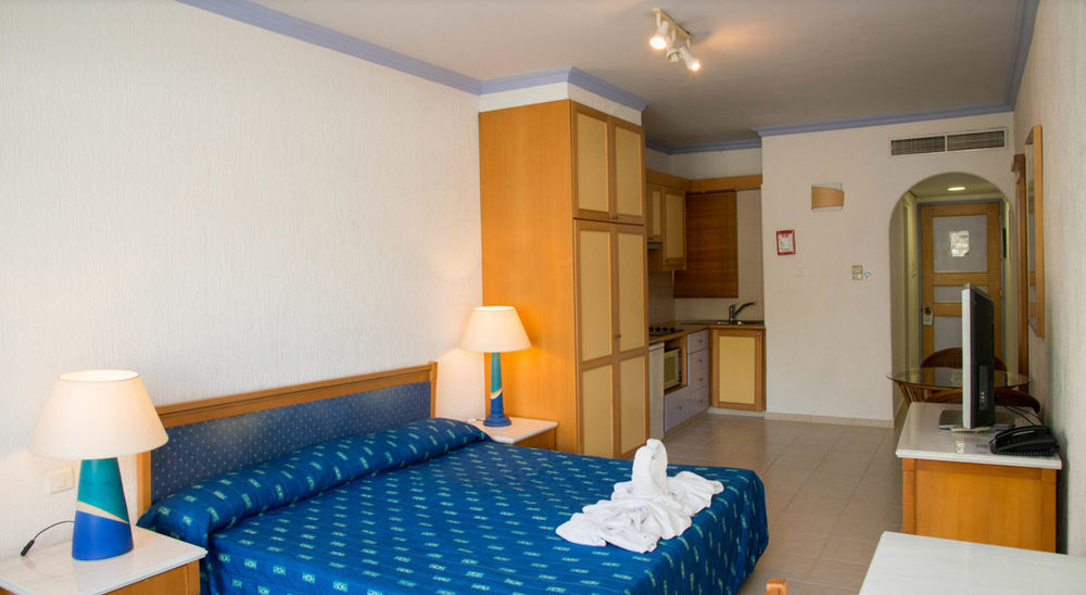Paphos Gardens Apartment Dış mekan fotoğraf