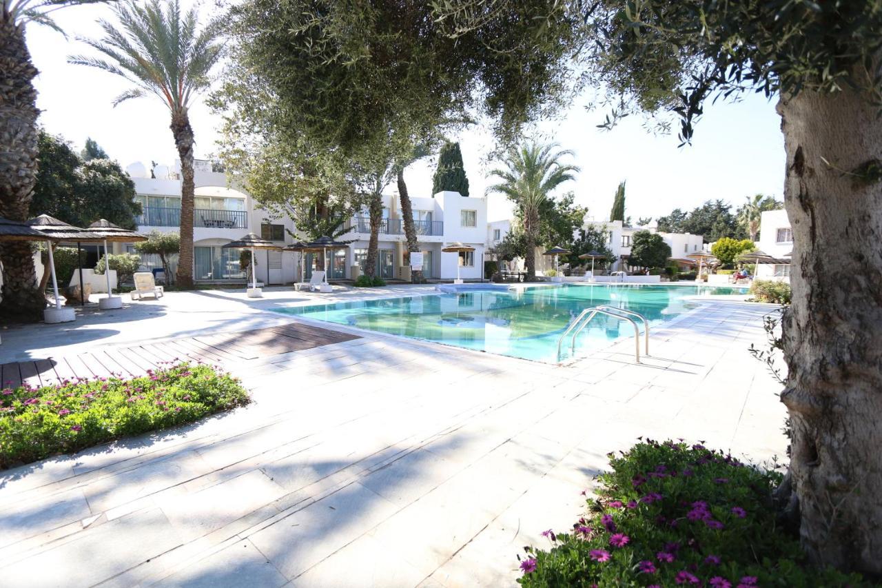 Paphos Gardens Apartment Dış mekan fotoğraf